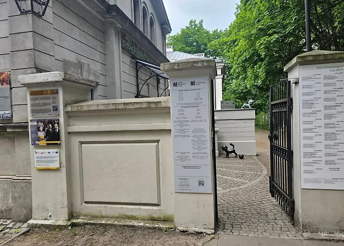Apartament Przy Szkole Filmowej, Darmowy Parking
