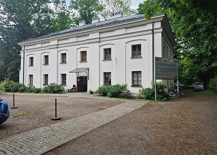 Apartament Przy Szkole Filmowej, Darmowy Parking