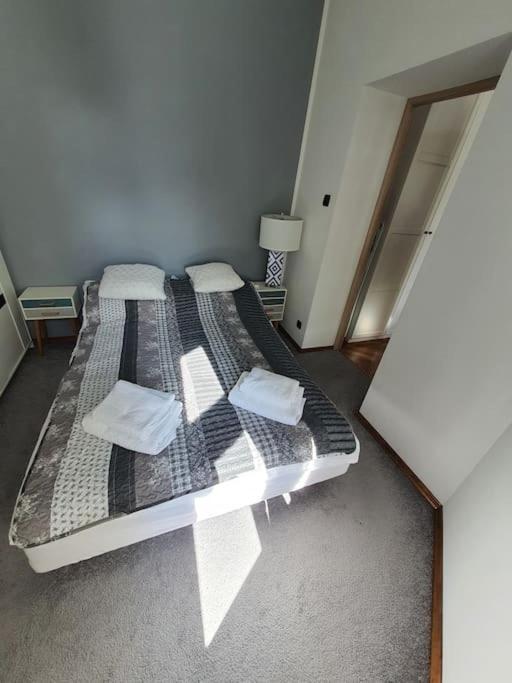 Apartment Przy Szkole Filmowej, Darmowy Parking